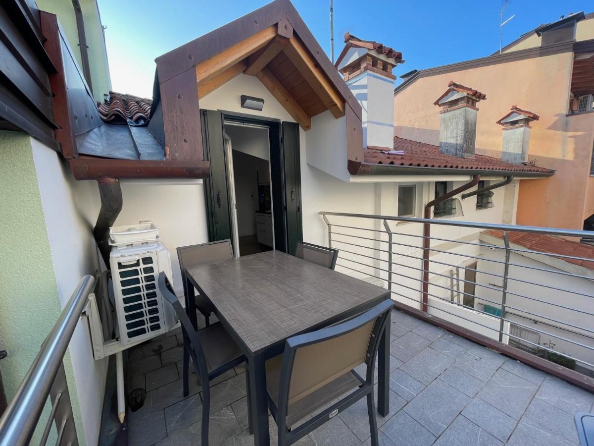 Marchesini Apartments Градо Экстерьер фото